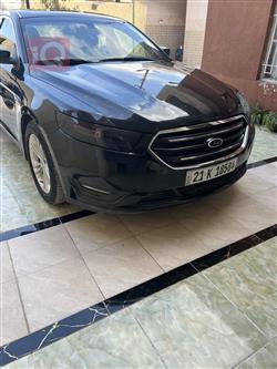 Ford Taurus
